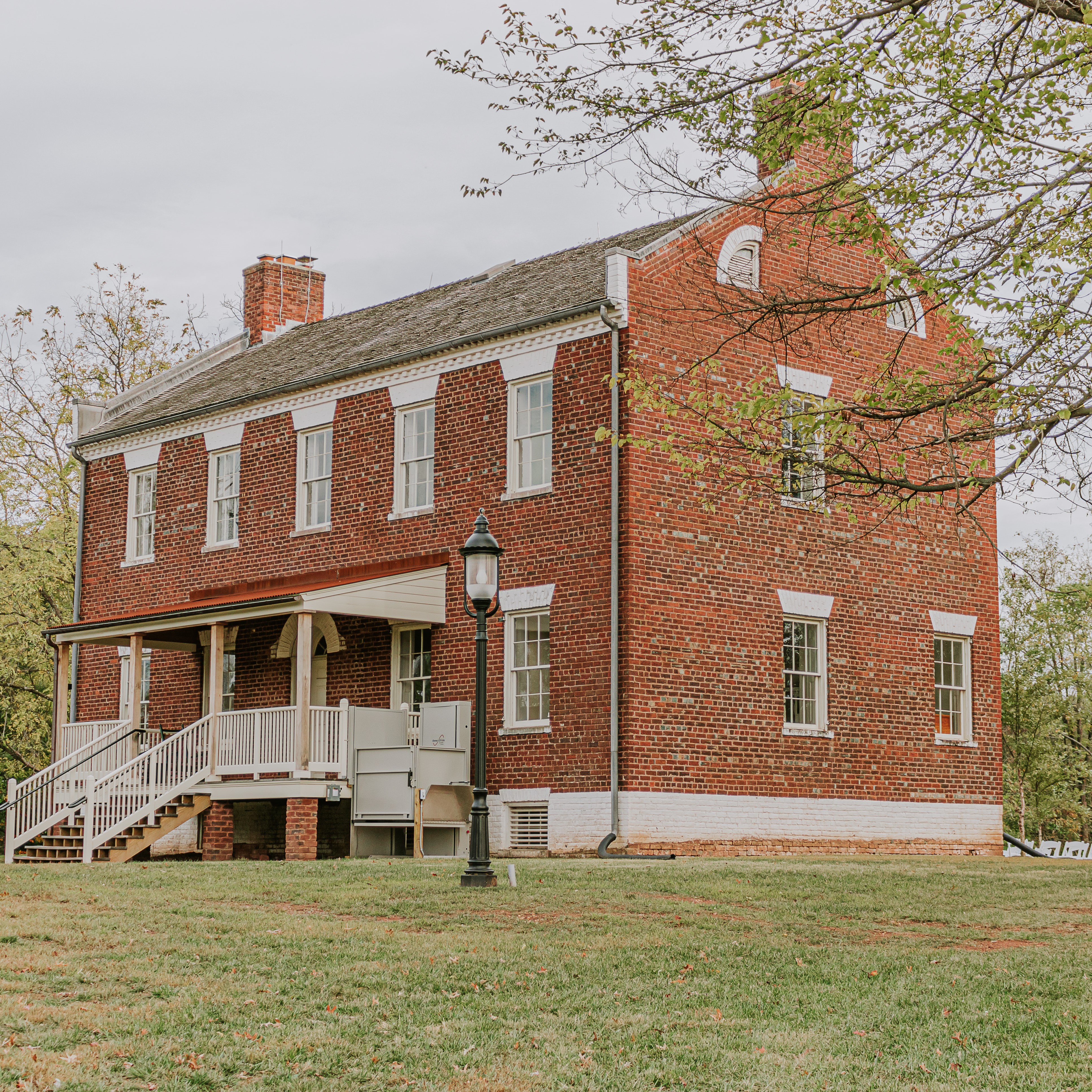A FONDO-Botellas de plástico contra latas de aluminio: ¿quién ganará la  lucha mundial por el agua? | Reuters, image size:3869x3868